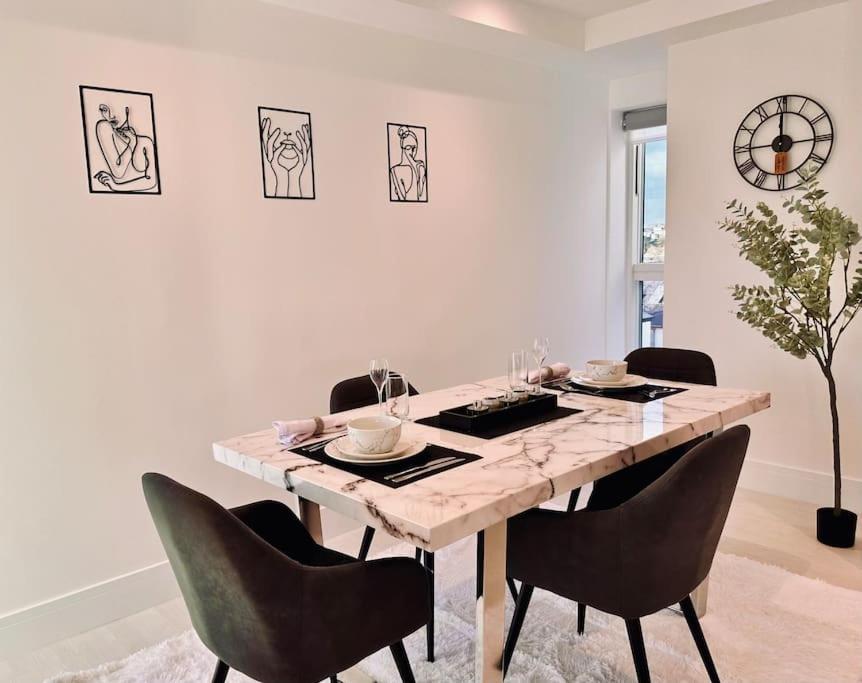 Apartment 34 Cliff Edge Interior Designed Luxury With Sea Views