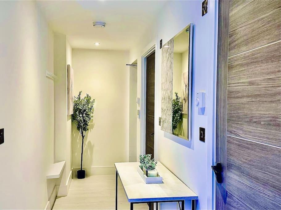 34 Cliff Edge Interior Designed Luxury With Sea Views *